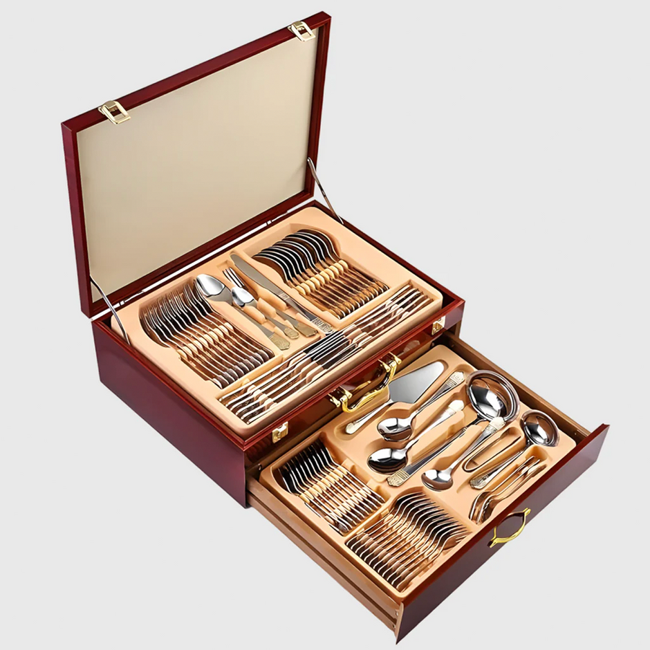 72 DJELNI PRIBOR ZA JELO ZA 12 OSOBA U DRVENOM KOFERU