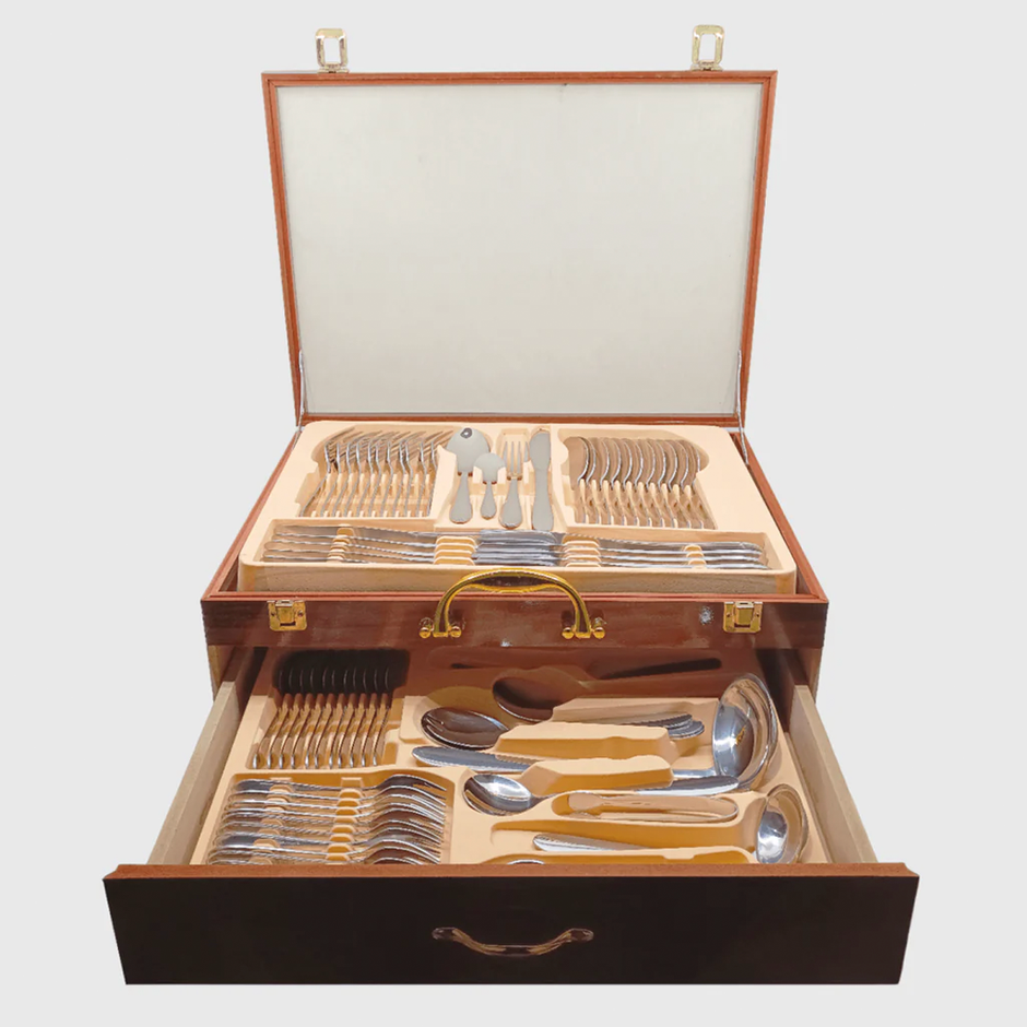 72 DJELNI PRIBOR ZA JELO ZA 12 OSOBA U DRVENOM KOFERU