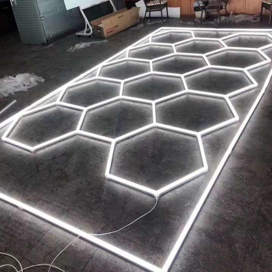 Hexagon LED rasvjeta za garaže i radionice (244x485 cm)