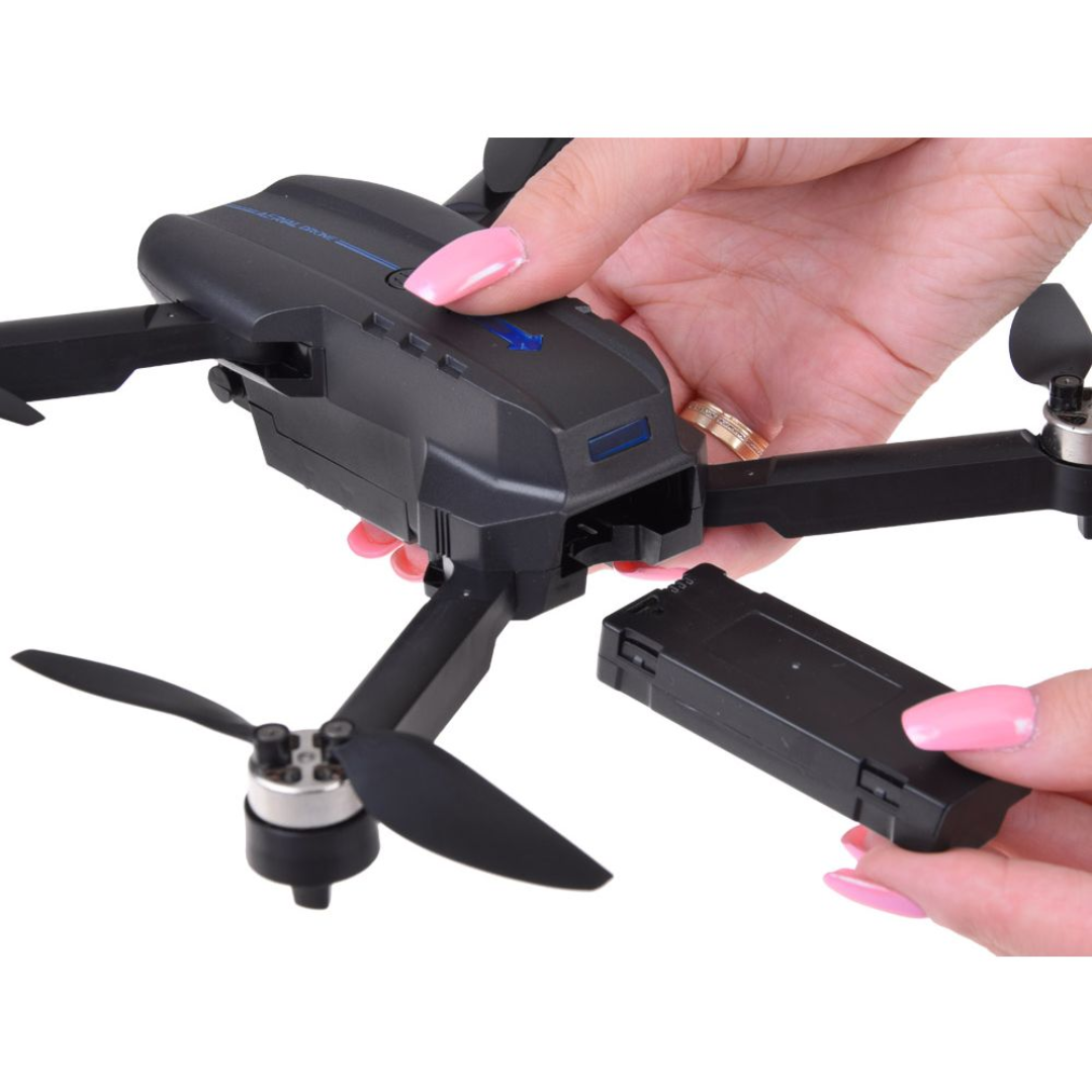 Sklopivi dron s dvije kamere