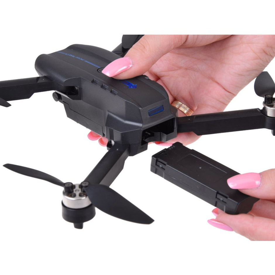 Sklopivi dron s dvije kamere