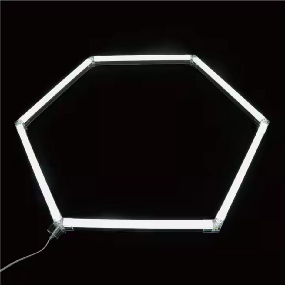 Hexagon LED rasvjeta za garaže i radionice (122x244 cm)