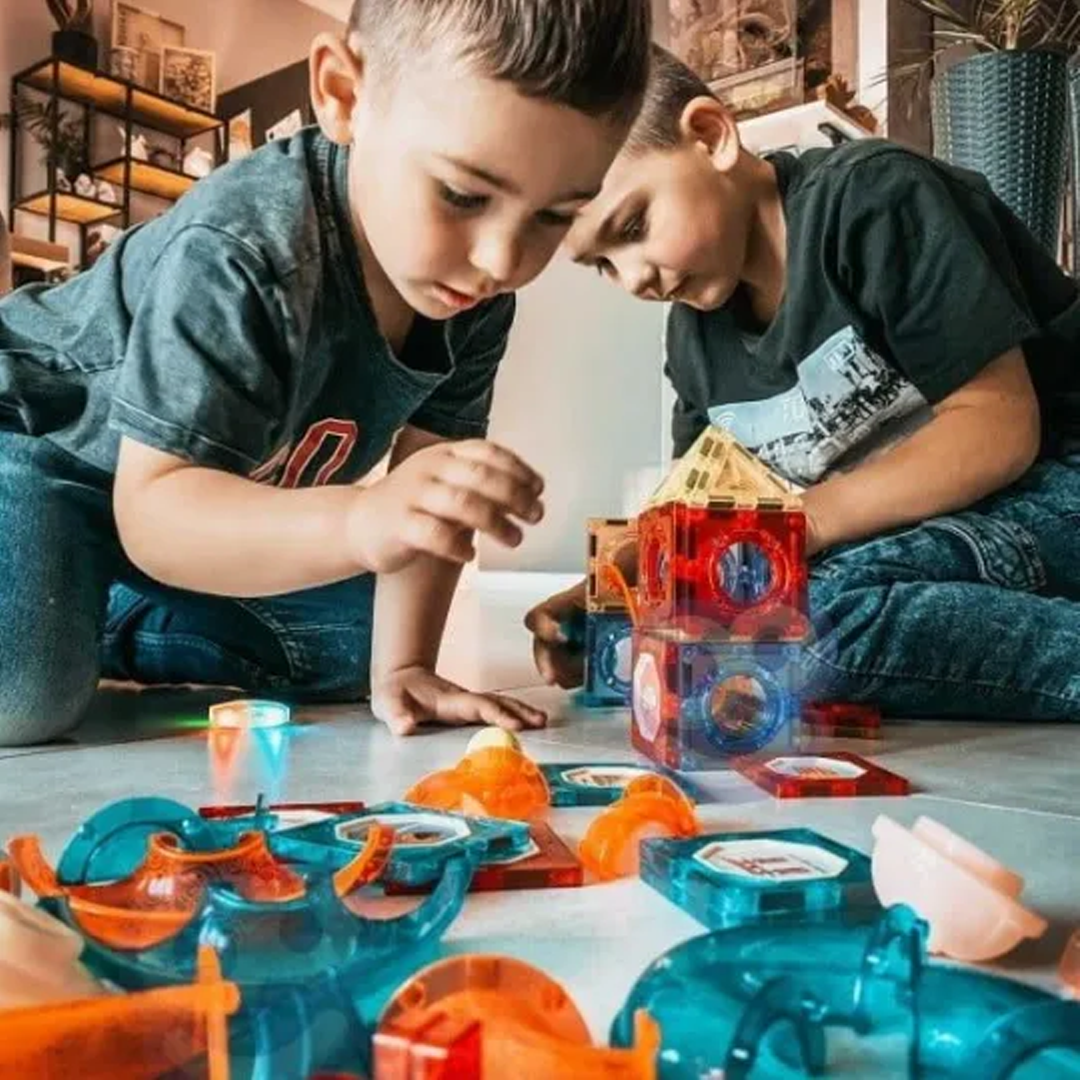 MAGNETNE SVJETLEĆE KOCKE - 61 komad